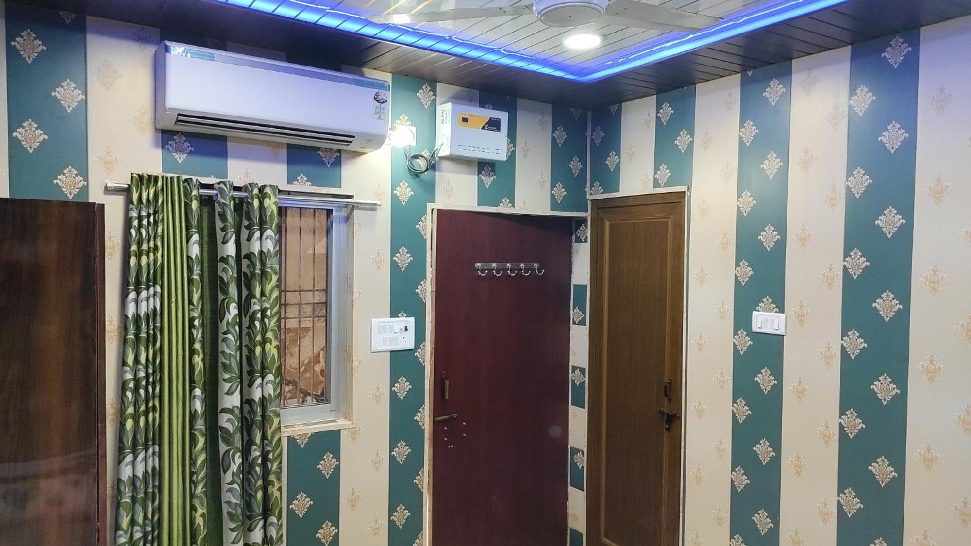 Hotel Raju Homestay Ayodhya 150 Meters From Shree Ram Janmbhoomi Temple 200 Meters From Ayodhya Dham Railway Station Exterior foto